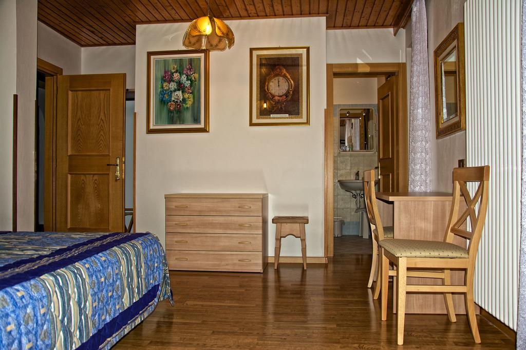 Albergo Ristorante Iris Auronzo di Cadore Szoba fotó