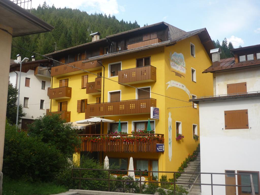 Albergo Ristorante Iris Auronzo di Cadore Kültér fotó